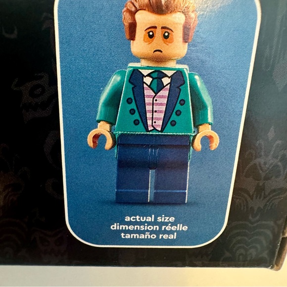 NWT. Disney Lego Haunted Mansion Lego set. For Fans of Disney’s haunted mansion - Picture 8 of 13